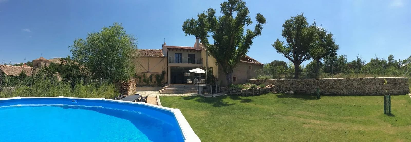 Garden and outdoors — Casa Los Tres Nogales country house (Castroserna de Arriba, Segovia)
