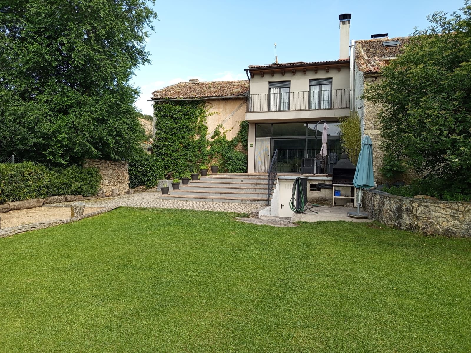 Garden and outdoors — Casa Los Tres Nogales country house (Castroserna de Arriba, Segovia)